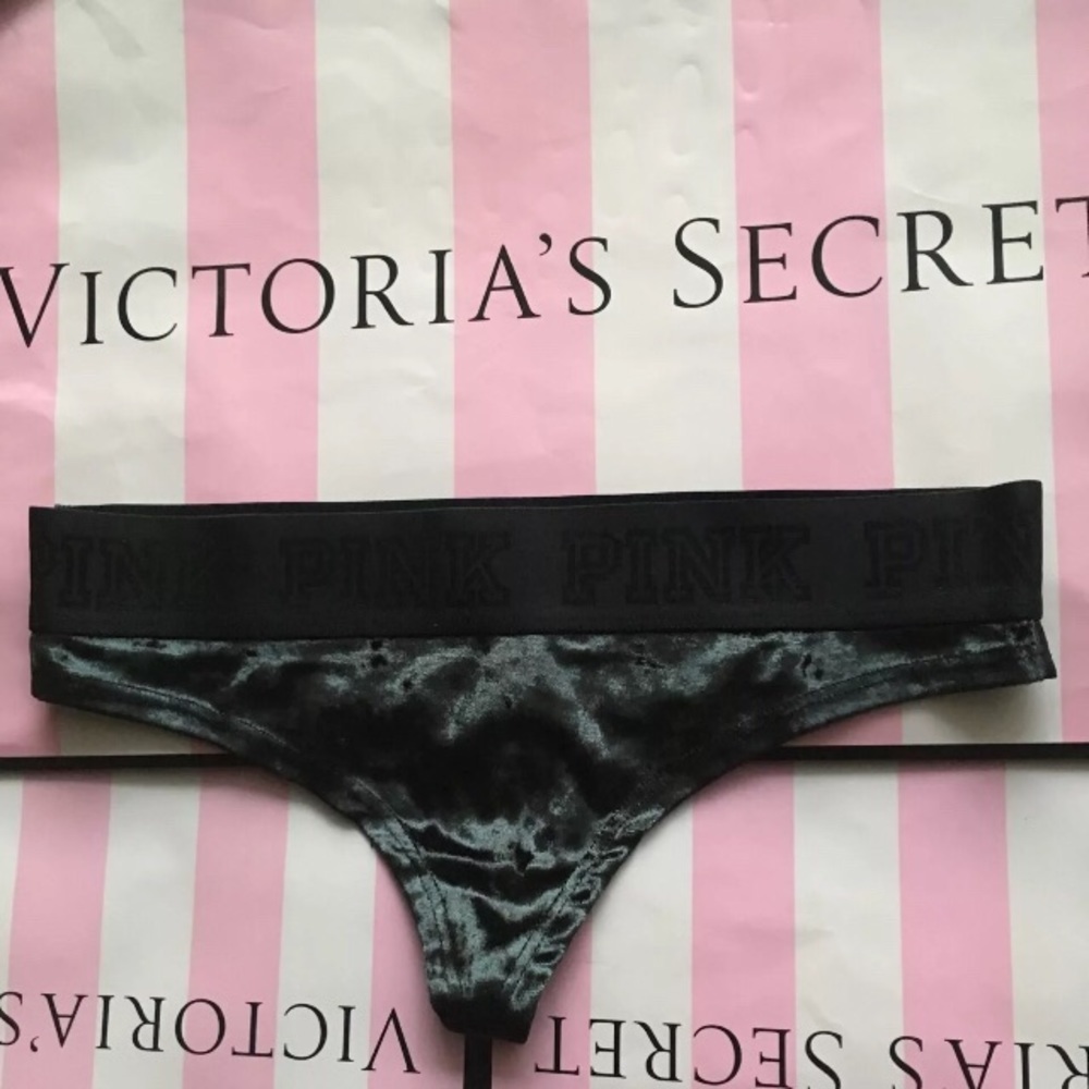 (XS) PINK VICTORIA’S SECRET BLACK VELVET THONGS